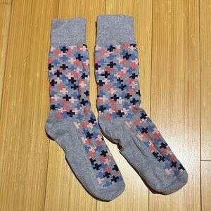 Express Multicolor Cross Pattern Socks